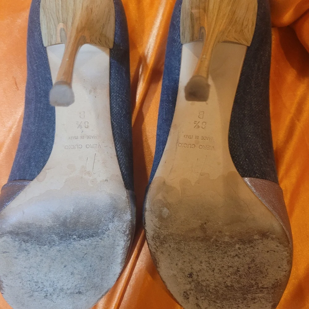 Elegant Denim and Silver Leather Peep-Toe Heels - Picture 6 of 7